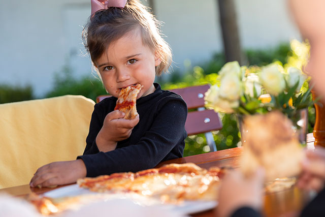 Immer ein Platz frei für junge Gäste in der Pizzeria 